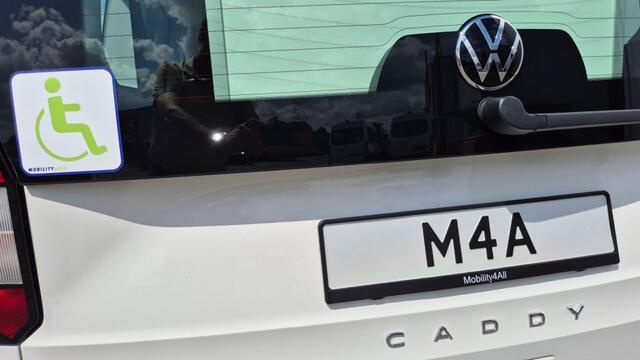 Volkswagen CADDY MAXI VOORRAAD ! ! AUTOMAAT Rolstoelauto Incl- BPM