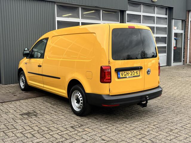 Volkswagen CADDY MAXI 2.0 TDI L2H1 Airco Cruise controle Trekhaak 1500kg trekgewicht Parkeersensoren achter Kastinrichting Schuifdeur Telefoon verbinding 1e eigenaar Euro 6 Verlengd bpm vrij voor particulier gebruik !!