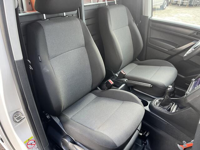 Volkswagen CADDY MAXI 2.0 TDI L2H1 Airco Schuifdeur Telefoonverbinding Apple carplay Navigatiesysteem Parkeersensoren achter 1e eigenaar Euro 6 1e eigenaar Bpm vrij voor prive gebruik !!