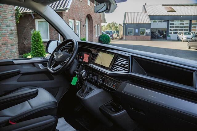 Volkswagen CARAVELLE T6.1 Caravelle 204pk Highline 4-MOTION DSG L2H1 ACC | LED | Leder | Side Assist | ELEKT.KLEP | 4X4