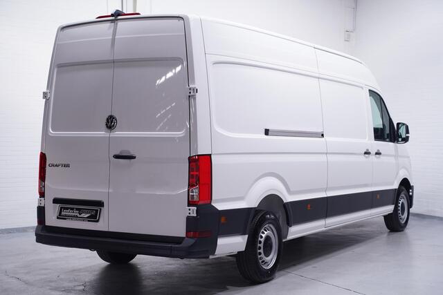 Volkswagen CRAFTER 2.0 TDI 177 pk L4H3 DSG Aut. Navi, Camera LED Koplampen, Apple Carplay, PDC V+A, Lane Assist, 3-Zits, Nieuw