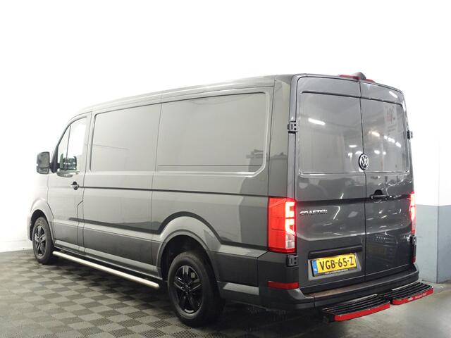 Volkswagen CRAFTER 35 2.0 TDI Euro 6 L2H1 Highline+ Aut- 3 Pers, CarPlay, Ergo Comfort, Cruise, Clima, Grijs Kenteken