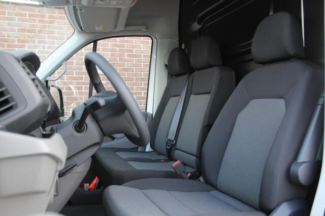 Volkswagen CRAFTER 35 2.0 TDI L3H3 177PK |ACHTERUITRIJCAMERA|ERGOCOMFORT|PARKEERSENSOR V+A|
