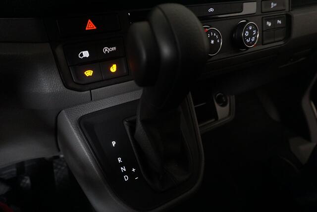 Volkswagen CRAFTER 30 2.0 TDI L3H3 Highline Automaat Airco Camera Trekhaak