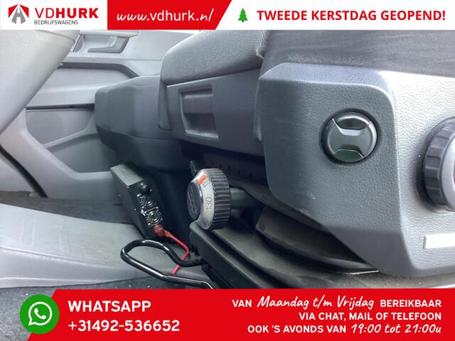 Volkswagen CRAFTER 2.0 TDI L3H2 Gev.stoel/ CarPlay/ Camera/ Cruise/ Airco/ 270Gr. deuren