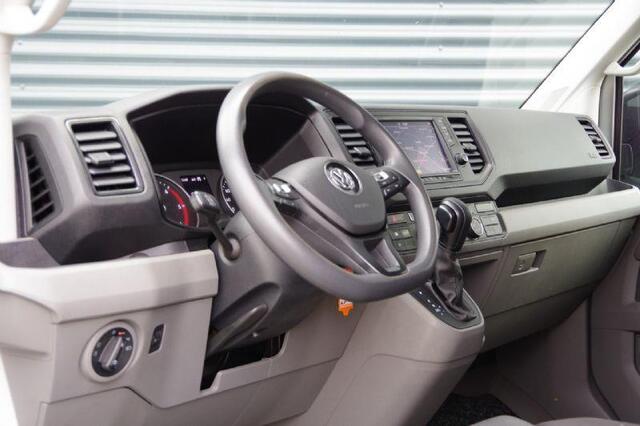 Volkswagen CRAFTER 35 2.0 TDI L3H2 (L2H1) 140PK AUT. CAMERA, NAVI, TREKHAAK, CRUISE, AIRCO, PARKEERSENSOREN, NL AUTO, NAP