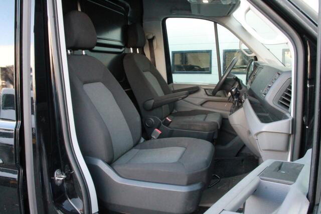 Volkswagen CRAFTER 2.0 TDI 140PK L4H3 Automaat EURO 6 - Airco - Navi - Cruise - ¤ 21.950,- Excl.