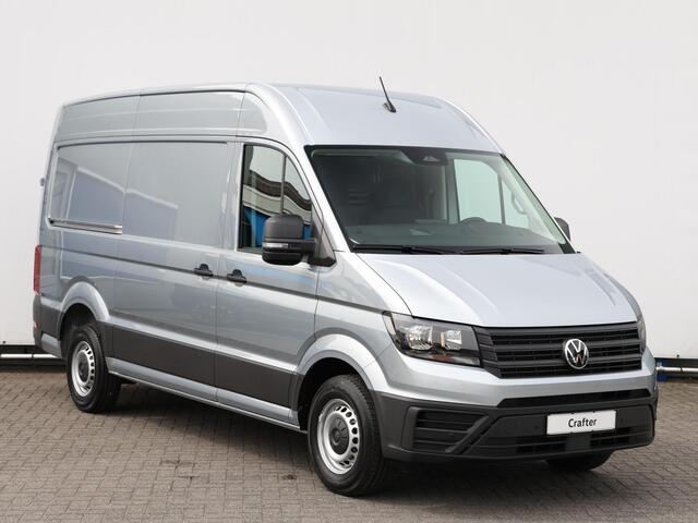 Volkswagen CRAFTER Bedrijfswagens 2.0 TDI L3H3 140PK Trendline | Nieuw model | Airco | Cruise Control | PDC | Alarm | Camera | Bijrijdersbank | Trekhaak |
