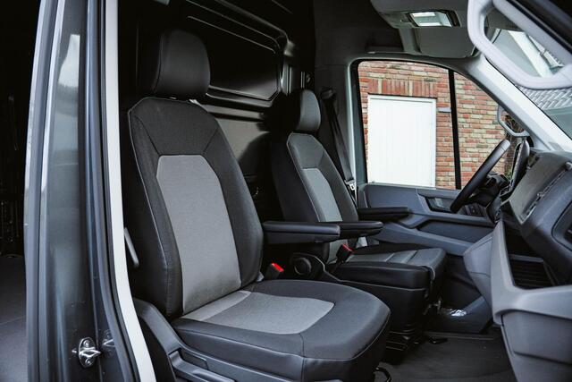 Volkswagen CRAFTER 2.0 TDI 177PK Automaat L3H3 Comfortline 2x LED | NAVI | Ergo. bestuurdersstoel | Camera | Trekhaak |