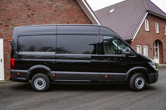 Volkswagen CRAFTER 2.0 TDI 177PK Automaat L3H3 Comfortline 2x LED | NAVI | Camera | Trekhaak | Airco |