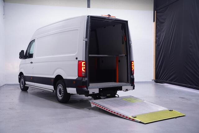 Volkswagen CRAFTER 2.0 TDI L3H3 LAADKLEP Airco, 1.552 kg Laadvermogen Airco, Camera, Cruise Control, Apple Carplay, NAP, 2-Zits