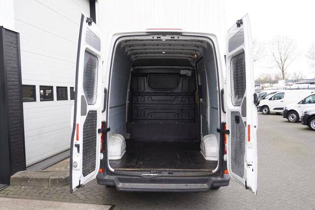 Volkswagen CRAFTER 2.0 TDI 140PK L3H3 Euro 6 - Airco - Cruise - ¤15.900,- Excl