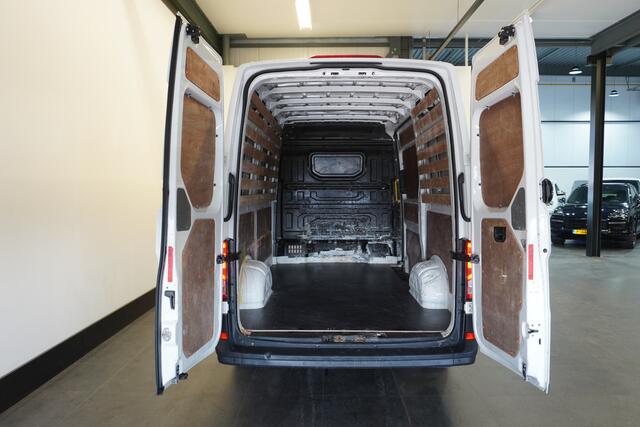 Volkswagen CRAFTER 2.0 TDI L3H3 EURO 6 - Airco - Cruise - PDC - ¤ 14.950,- Excl.