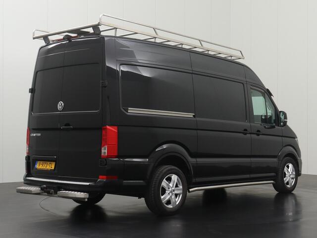 Volkswagen CRAFTER 2.0TDI 140PK DSG Automaat L3H3 | Imperiaal | Trekhaak | Airco | Navigatie | Camera | 3-Persoons
