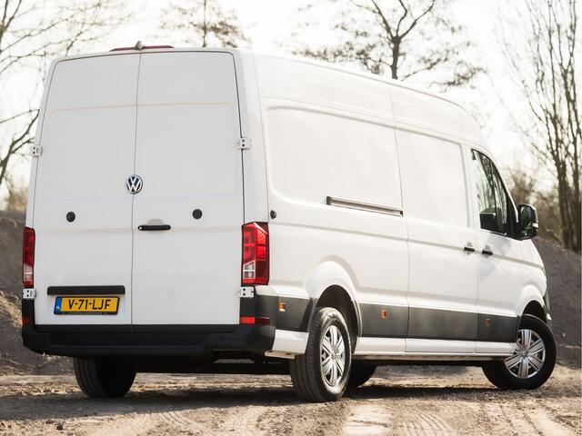 Volkswagen CRAFTER 35 2.0 TDI L4H3 (DUBBELE SCHUIFDEUREN, APPLE CARPLAY, CAMERA, AIRCO, ELEK RAMEN, 3 ZITPLAATSEN, BLUETOOTH, NIEUWE APK, NIEUWSTAAT)