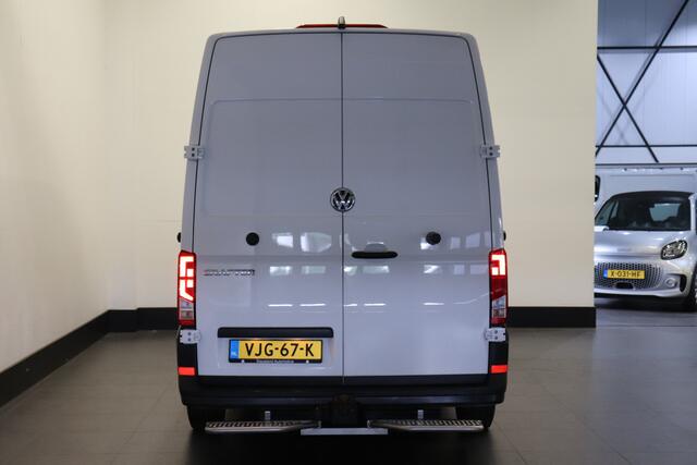 Volkswagen CRAFTER 35 2.0 TDI 140PK L3H3 EURO 6 - Airco - Navi - Cruise - ¤ 16.900,- Excl.