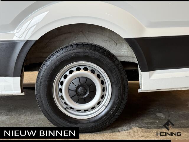 Volkswagen CRAFTER 35 2.0 TDI L3H3 Comfortline 140 PK Automaat. Navi. Apple-carplay. Camera. Werkplaatsinrichting.