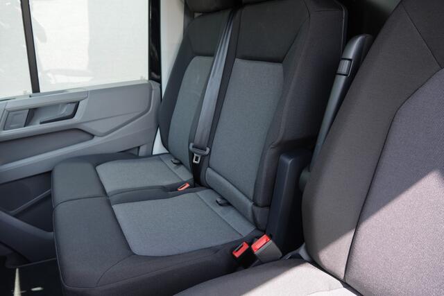 Volkswagen CRAFTER L3H3 177Pk Aut. | 35 | 2xSchuifdeur | Nieuw Model | 10,4" Navigatie | 19'' | Deep Black