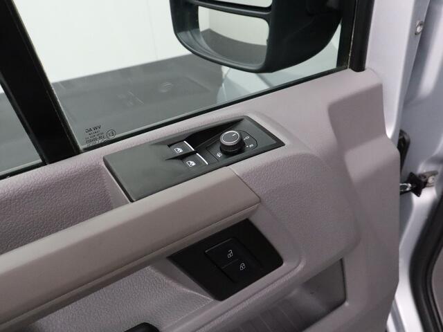 Volkswagen CRAFTER 2.0TDI 177PK DSG Automaat L4H3 | Led | Navigatie | Camera | Airco | Cruise | Betimmering