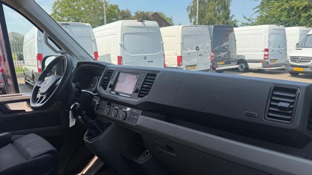 Volkswagen CRAFTER 2.0 TDI 75KW 102PK L3H2 EURO 6 AIRCO/ CRUISE CONTROL/ NAVIGATIE/ 100% DEALERONDERHOUDEN