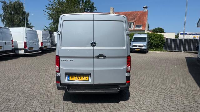 Volkswagen CRAFTER 2.0 TDI 75KW 102PK L3H2 EURO 6 AIRCO/ CRUISE CONTROL/ NAVIGATIE/ 100% DEALERONDERHOUDEN