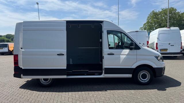 Volkswagen CRAFTER 2.0 TDI 103KW 140PK L3H3 AUTOMAAT EURO 6 AIRCO/ NAVIGATIE/ TREKHAAK/ CRUISE CONTROL/ 100% DEALERONDERHOUDEN
