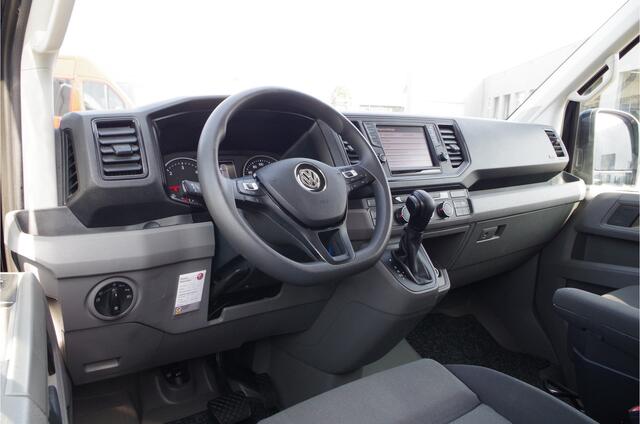 Volkswagen CRAFTER 30 2.0 TDI L3H2 Highline > 177pk/Dubbele schuifdeur/automaat/camera/comfort stoel...