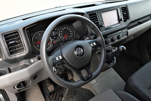 Volkswagen CRAFTER 35 2.0 TDI 177pk L3H3 Navigatie, Achteruitrijcamera, Trekhaak, 18 inch, 270° deuren