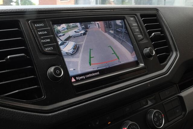 Volkswagen CRAFTER 35 2.0 TDI 177pk L3H3 Navigatie, Achteruitrijcamera, Trekhaak, 18 inch, 270° deuren