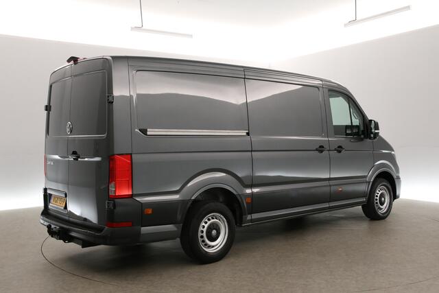 Volkswagen CRAFTER 35 2.0 TDI L3H2 141PK 3000KG Trekgew. Trekhaak Camera Cruise Carplay Airco Navigatie PDC 3 Persoons