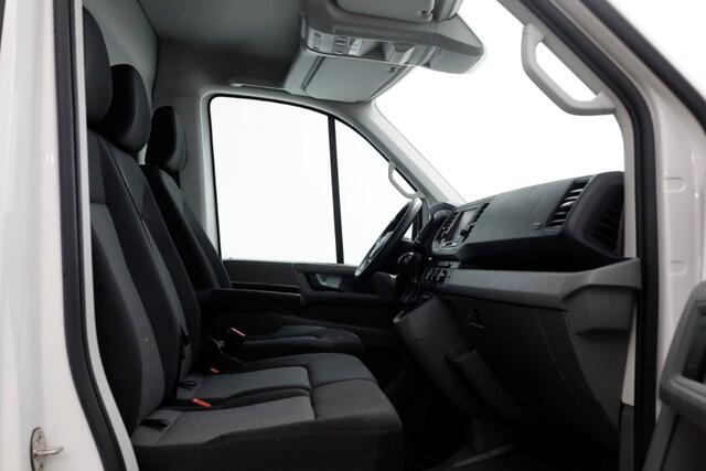 Volkswagen CRAFTER 35 2.0 TDI 140pk DSG-Automaat L3H2 (L2H1) Navi/Camera/Inrichting 05-2020