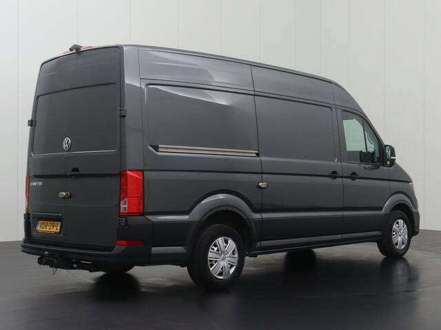 Volkswagen CRAFTER 2.0TDI 140PK DSG Automaat L3H3 | Trekhaak | Navigatie | Camera | 3-Persoons | Betimmering