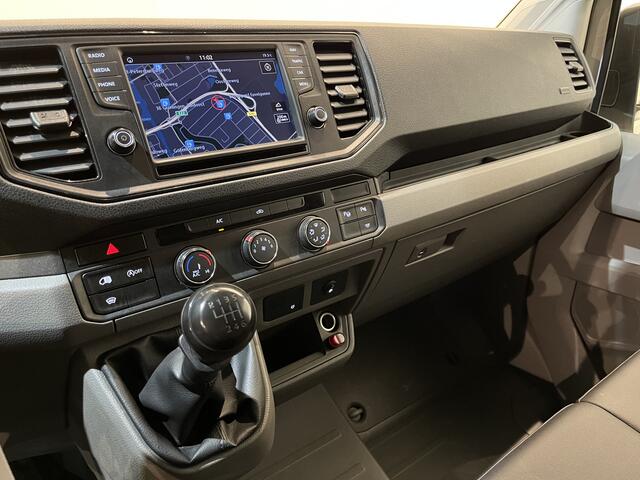 Volkswagen CRAFTER 35 2.0 TDI L3H3 180 PK Servicebus / Bott Inrichting / Euro 6 / Trekhaak 3000 KG / 220V. / Airco / Navigatie / CarPlay / Cruise Control / PDC 85.250 KM !!
