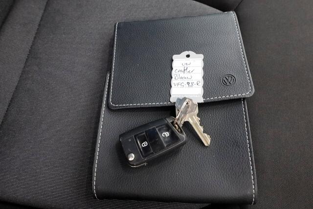 Volkswagen CRAFTER 35 2.0 TDI E6 Bakwagen met achterdeuren 2 Persoons 02-2020