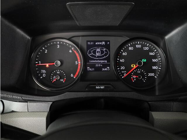 Volkswagen CRAFTER 35 2.0 TDI L3H3 Highline EURO 6 NAVIGATIE | CAMERA | OPSTAPPLANK | SIDEBARS