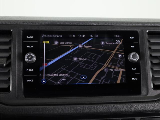 Volkswagen CRAFTER 35 2.0 TDI L3H3 Highline EURO 6 NAVIGATIE | CAMERA | OPSTAPPLANK | SIDEBARS