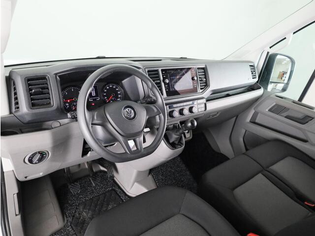 Volkswagen CRAFTER 35 2.0 TDI L3H3 Highline EURO6 140PK TREKHAAK | NAVI | CAMERA | ALARM