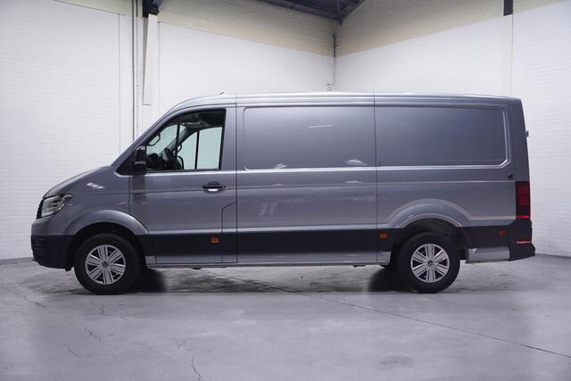 Volkswagen CRAFTER 2.0 TDI 140 pk L3H2 DSG Aut. Nwe Model BPM vrij, Navi, Camera, Trekhaak 3.000 kg, LED Koplampen, 3-Zits