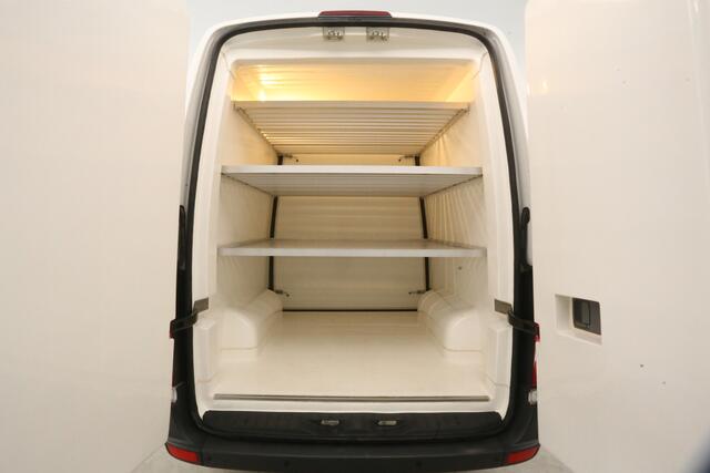 Volkswagen CRAFTER 2.0 TDI L2H2 | NACHTKOELING! | 140PK Koelwagen Airco Cruise Koelauto PDC 3 Persoons Elektrpakket