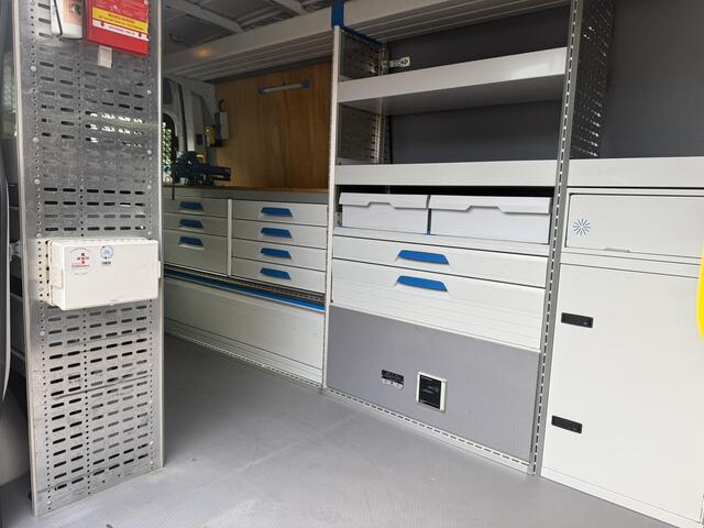 Volkswagen CRAFTER 35 2.0 TDI L3H3 Highline service bus Sortimo