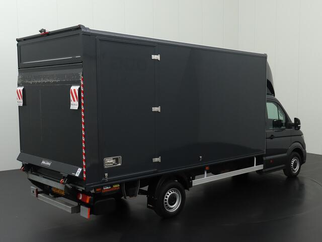 Volkswagen CRAFTER 2.0TDI 177PK DSG Automaat Bakwagen+Laadklep | 4.64 Mtr Laadlengte | Airco | Cruise | Camera | Dakspoiler | Zijdeur | Betimmering