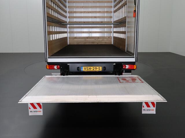 Volkswagen CRAFTER 2.0TDI 177PK DSG Automaat Bakwagen+Laadklep | 4.64 Mtr Laadlengte | Airco | Cruise | Camera | Dakspoiler | Zijdeur | Betimmering