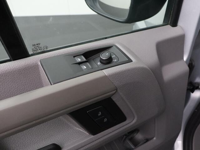 Volkswagen CRAFTER 2.0TDI 140PK DSG Automaat L4H3 Koel/Vries 12/220V Navigatie | Camera | Airco | Cruise | 3-Persoons