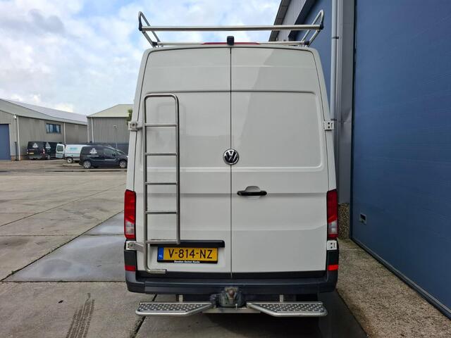 Volkswagen CRAFTER 35 2.0 TDI L3H3 Trendline IMPERIAL / TREKHAAK / EURO 6 / NAP / CAMERA