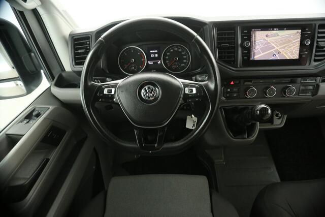 Volkswagen CRAFTER 35 2.0 TDI L3H3 140PK 3000kg Trekgew. Trekhaak Airco Camera Cruise Carplay Navi PDC 3 Persoons