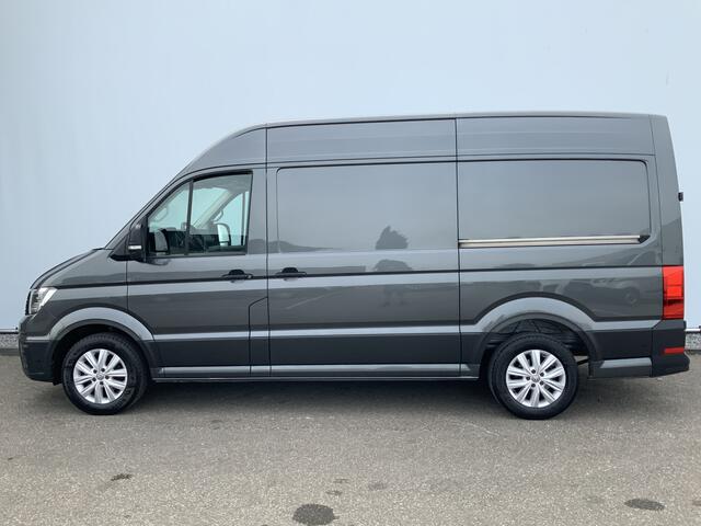 Volkswagen CRAFTER 35 2.0 TDI L3H3 Automaat Cruise Camera leer 3 Zits Camera Trekhaak 3000 kg Navi Alu Velg Dub Schuifdeur Euro 6
