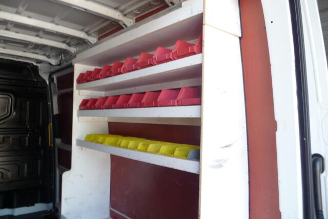 Volkswagen CRAFTER 35 2.0 TDI L3H3 Trendline voorheen L2H2 trekhaak 3000kg, 140 pk E6 carplay 11-2019