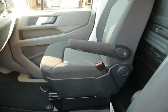 Volkswagen CRAFTER 35 2.0 TDI L3H3 Trendline voorheen L2H2 trekhaak 3000kg, 140 pk E6 carplay 11-2019