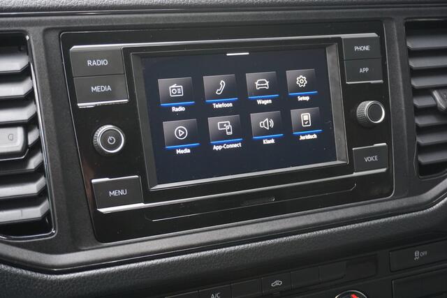 Volkswagen CRAFTER 35 2.0 TDI L3H3 140PK | Trekhaak | Camera | App- Connect | Cruise-Control