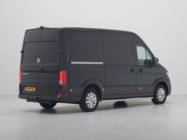 Volkswagen CRAFTER 35 2.0 TDI L3H3 Exclusive EURO VI Trekhaak Navigatie Camera Acc Pdc Stoel/Stuurverwarming Carplay